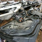 自動車部品
